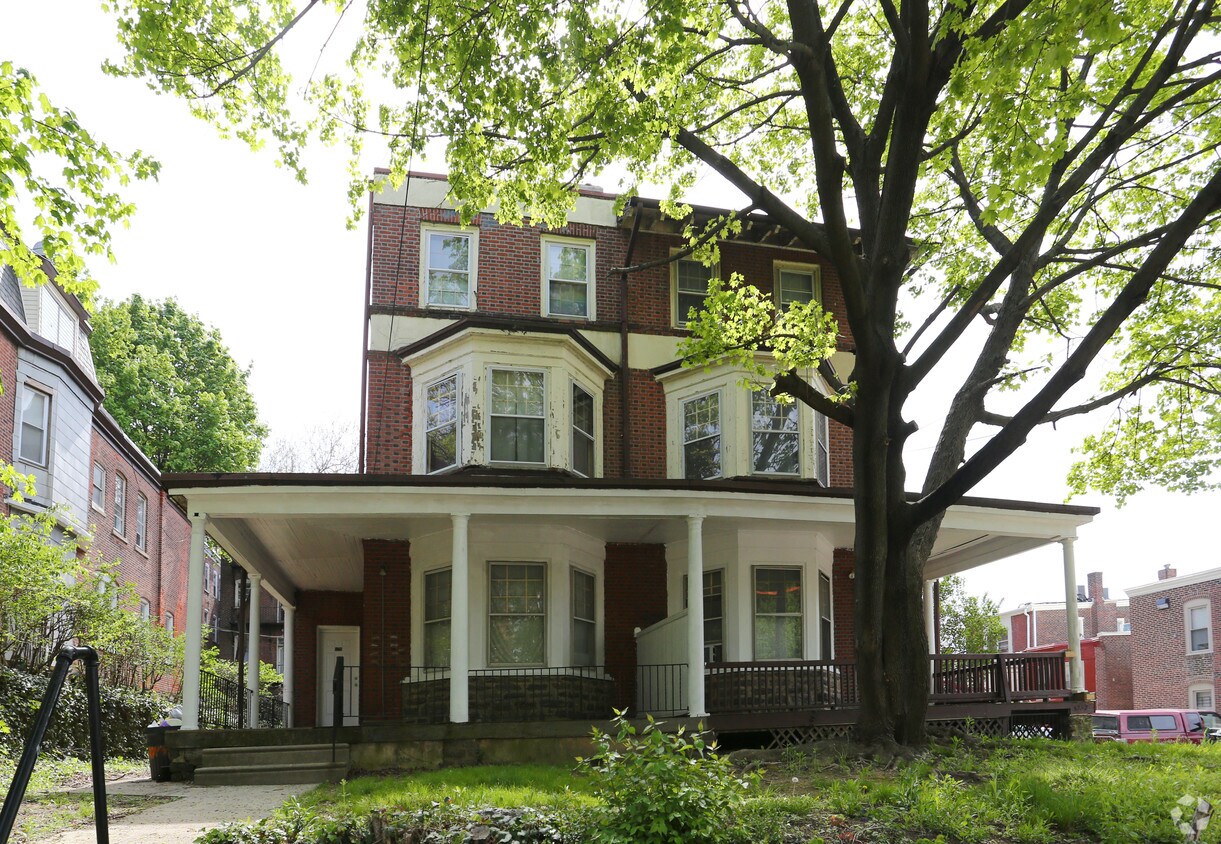Primary Photo - 5228-5232 Laurens St