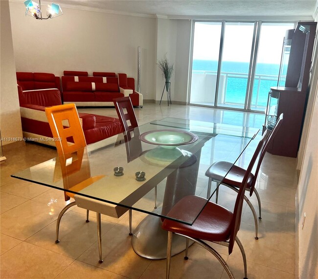 Building Photo - 3001 S Ocean Dr