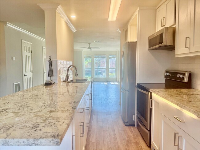 Foto del edificio - 5800 Lumberdale Rd