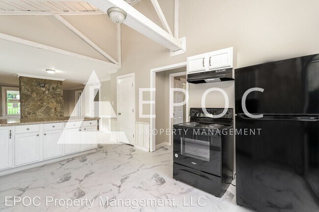 Building Photo - 3 br, 1.5 bath House - 625 Efird St