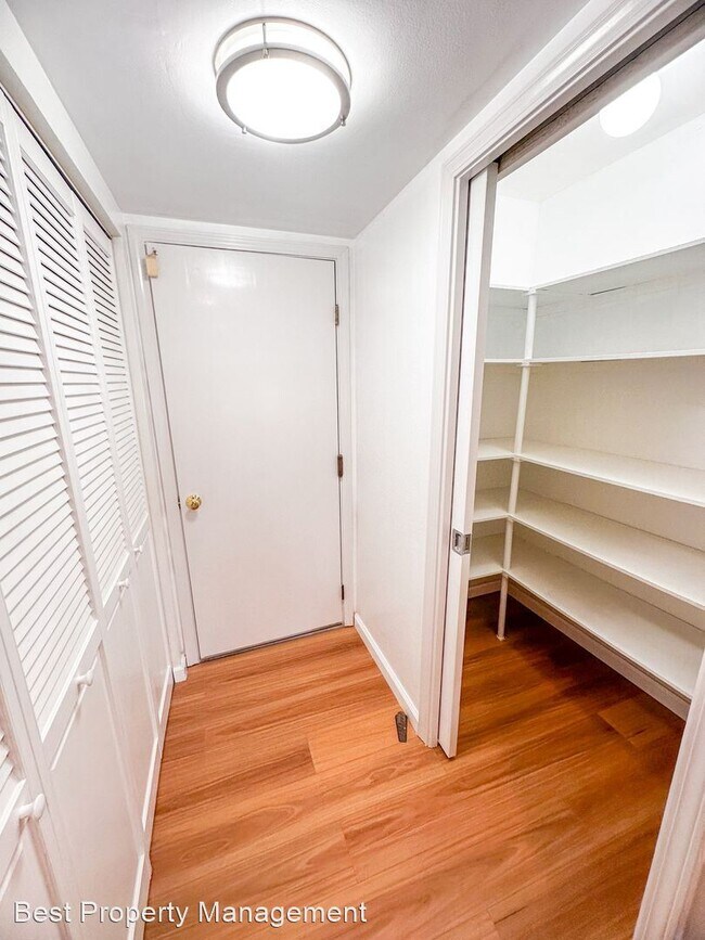 Foto del edificio - 2 br, 2.5 bath House - 27716 Medlar Dr.