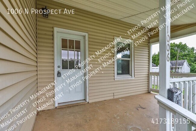 Foto del edificio - 1006 N Prospect Ave