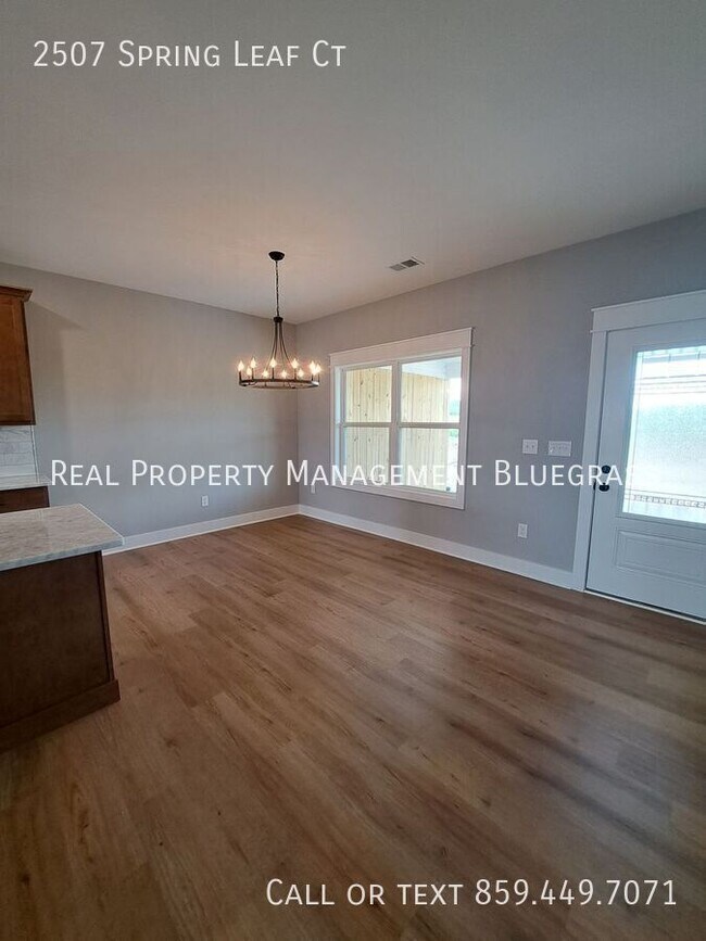 Foto del edificio - 2507 Spring Leaf Ct