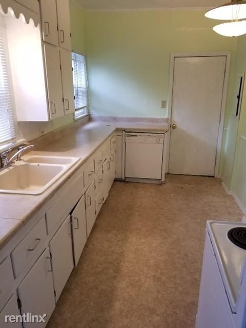 Foto del edificio - 2 br, 1 bath House - 409 W 9th St N