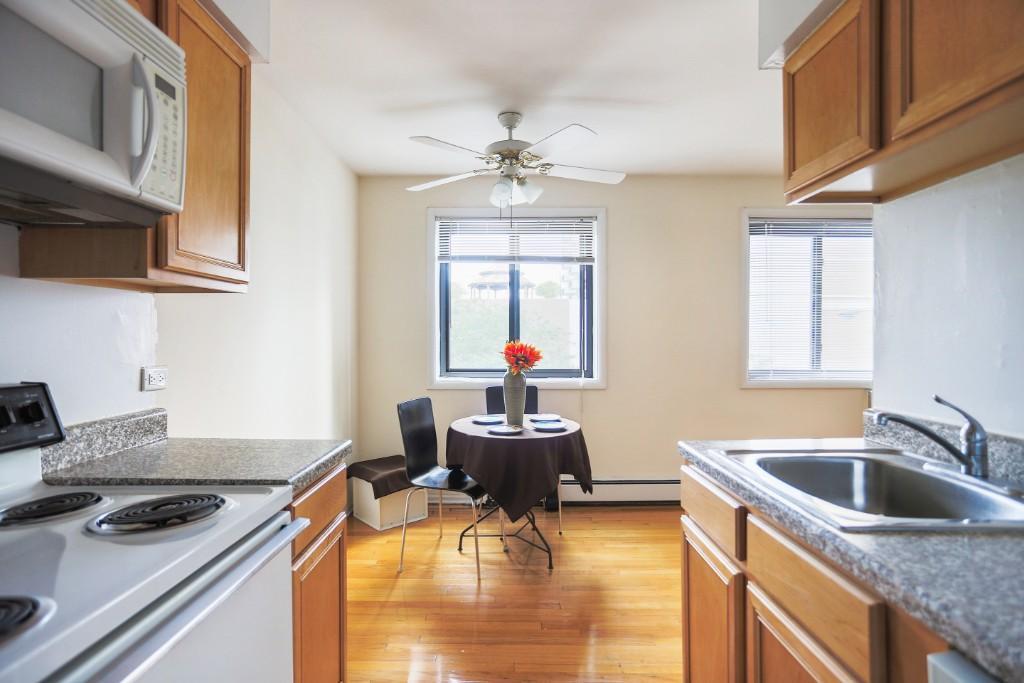 6040 North Sheridan Rd., Unit 509, Chicago, IL 60660 - 6033 N Sheridan Rd