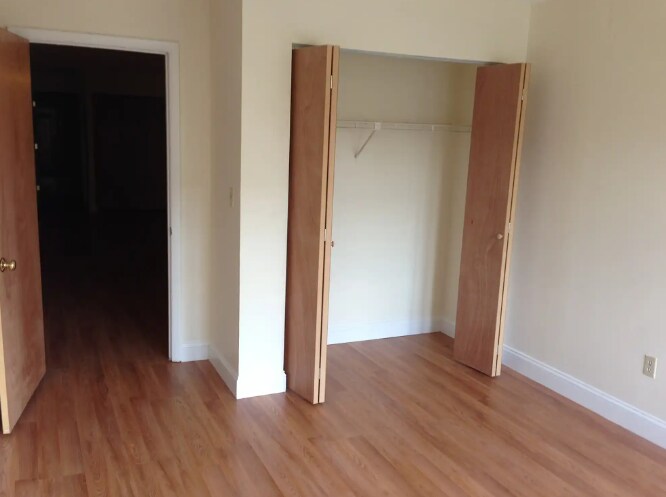 Las imágenes son muestras representativas de la unidad anunciada. Las unidades reales mostradas durante los recorridos pueden variar. - 1244 Boylston St