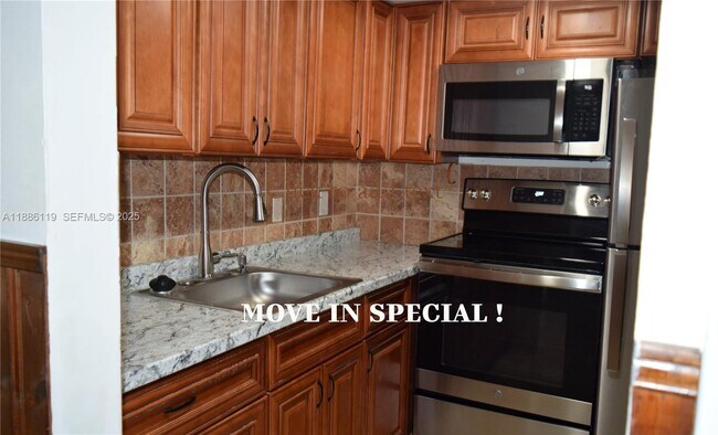 Foto del edificio - 2901 NW 47th Terrace