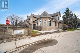 Building Photo - 2250 Rockingham Dr