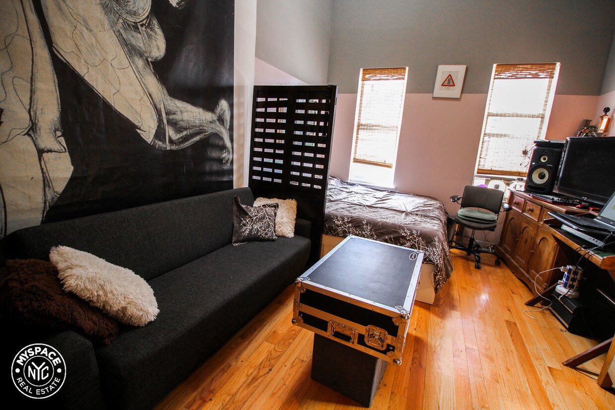 Foto principal - 205 Knickerbocker Ave