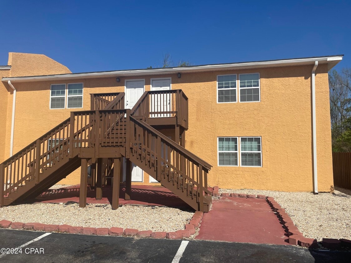 Foto principal - 400 E 19th St