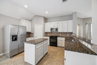 Building Photo - 14923 Barton Grove Ln