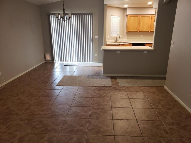 Foto del edificio - 2215 W Silverbell Oasis Way