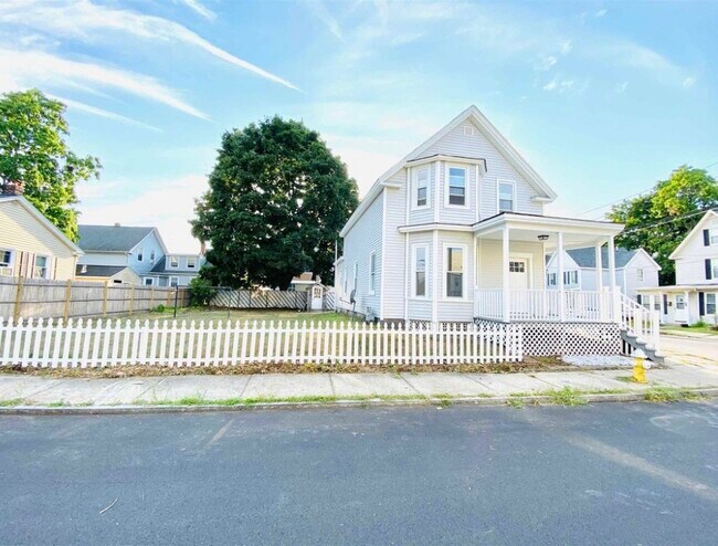 Foto del edificio - 114 Chandler St