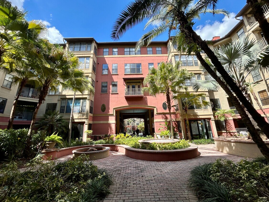 Foto del edificio - 911 N Orange Ave