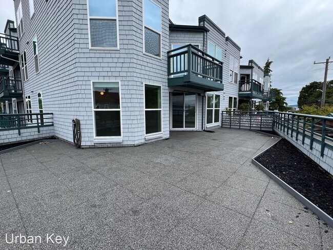 Foto del edificio - 2 br, 1.5 bath House - 2920 Alki Ave Unit ...