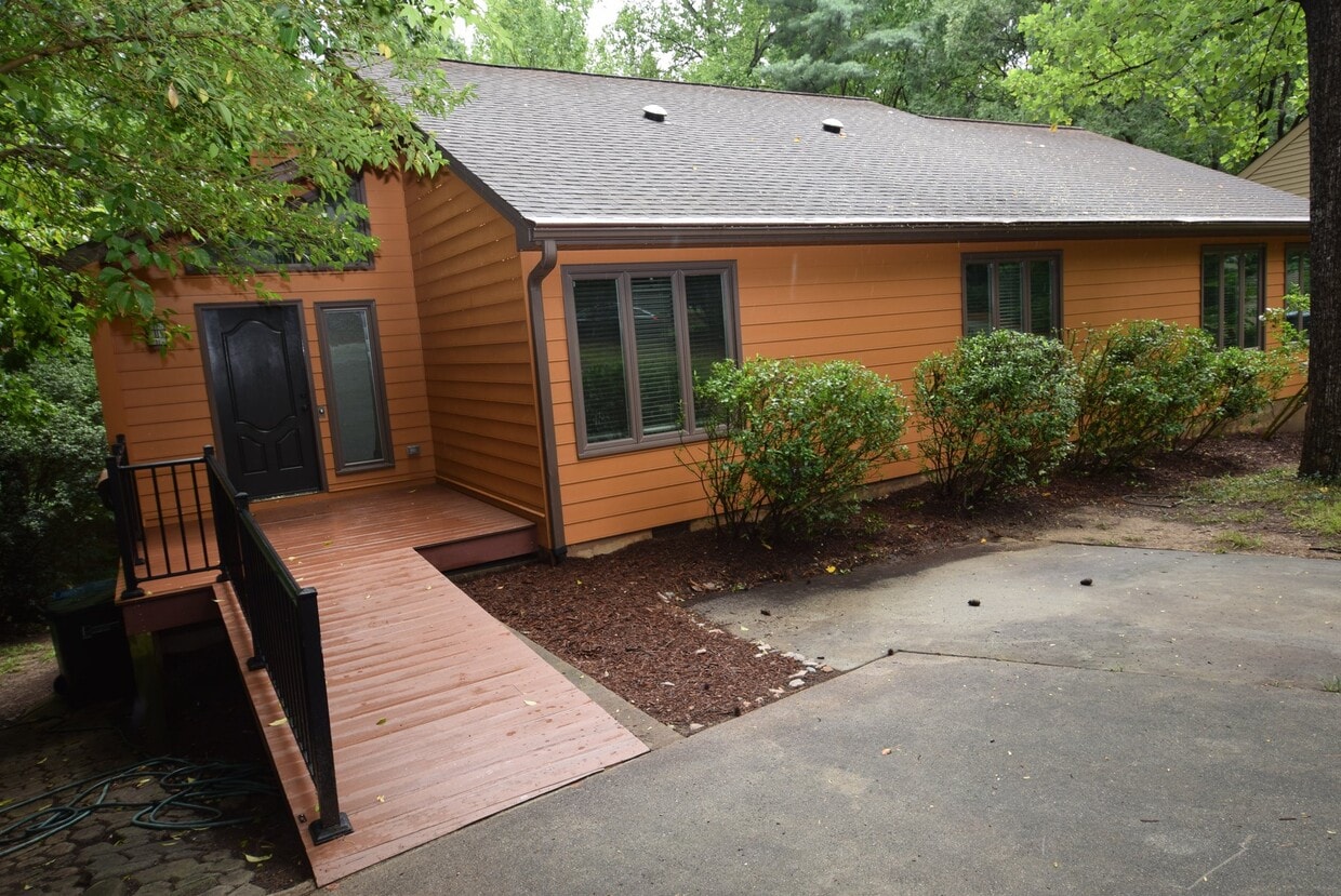 Photo - 23 Copper Hill Ct (Durham, NC)