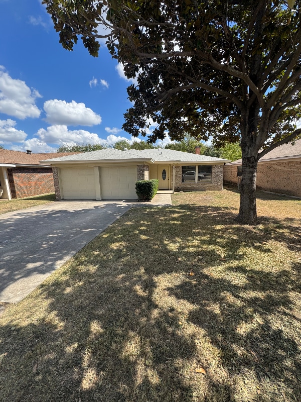 Photo - 618 Comal Ave House