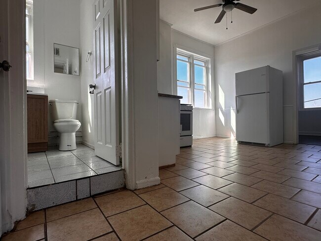 Foto del edificio - 1448 S Rockwell St