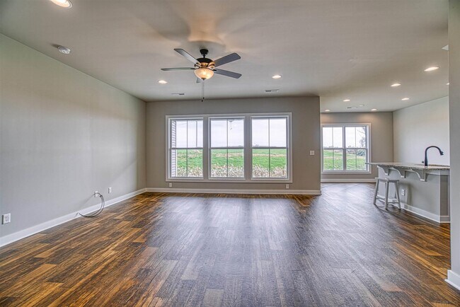 Building Photo - 5523 Baywater Dr