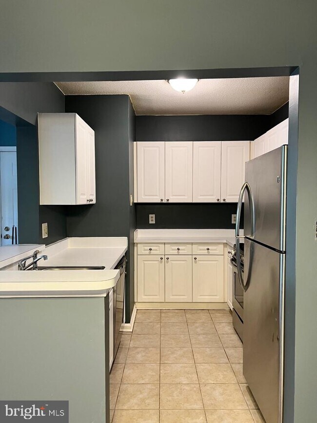 Foto del edificio - 20301 BEECHWOOD Ter