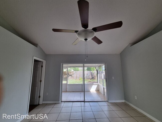 Foto del edificio - 3 br, 2 bath House - 3338 Kelsey Lane