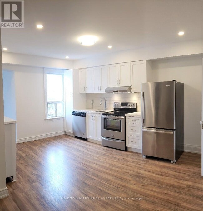 Building Photo - 541 Palmerston Blvd