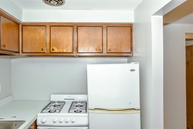 Foto del edificio - 665 W Wrightwood Ave