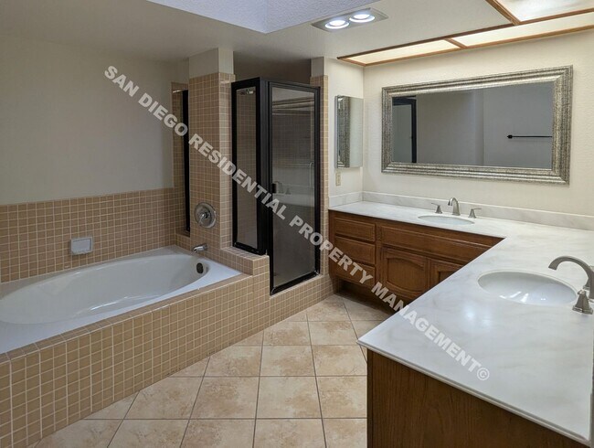 Building Photo - 12615 Via Galacia