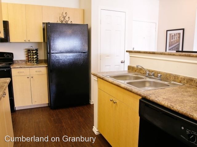 Building Photo - 6850 Granbury Rd
