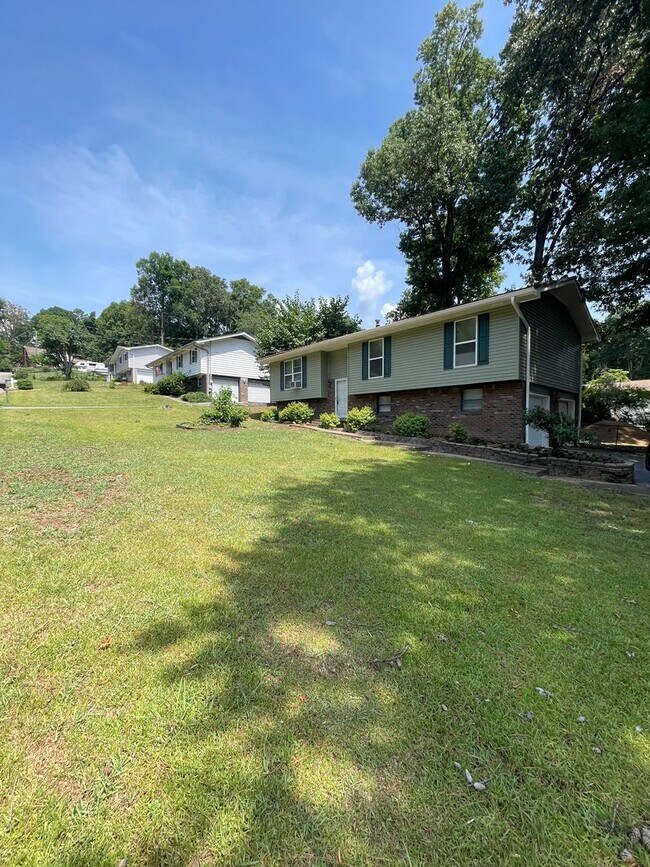 Foto del edificio - Beautifully renovated 3 bedroom 2.5 Bath