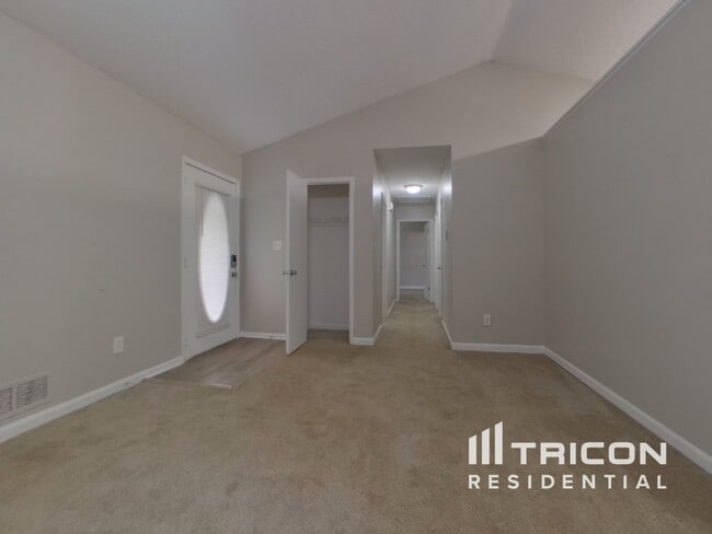 Building Photo - 1436 Sage Brook Ct