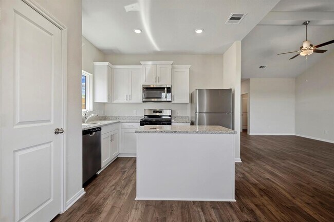 Building Photo - 10363 Red Cardinal Dr
