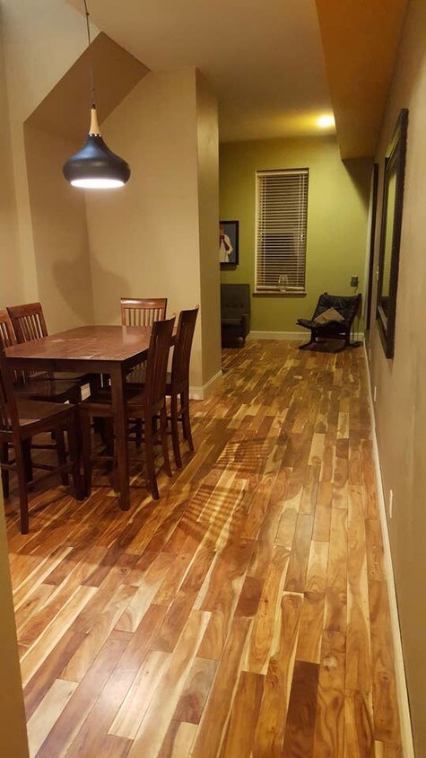Foto principal - 1812 S Tucker Blvd