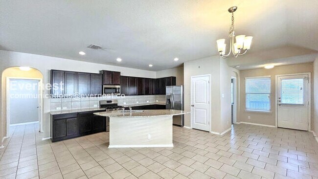 Foto del edificio - 2511 Barbwire Wy