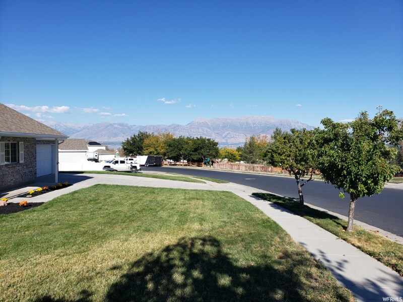 4127 Mountain Moon Dr W, Saratoga Springs, UT 84045 House Rental in