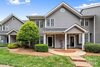 Building Photo - 2956 Iron Gate Ln