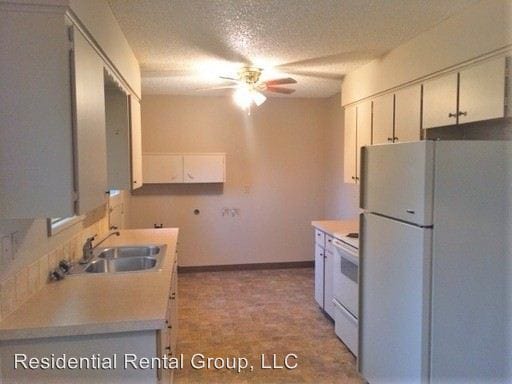 Building Photo - 2421 Gales Way