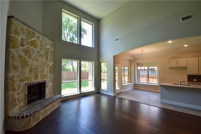 Building Photo - 4010 Magnolia Ridge Dr
