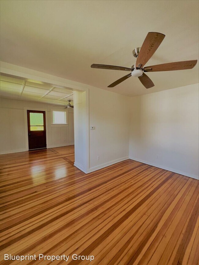 Foto del edificio - 4 br, 1.5 bath House - 214 High Street