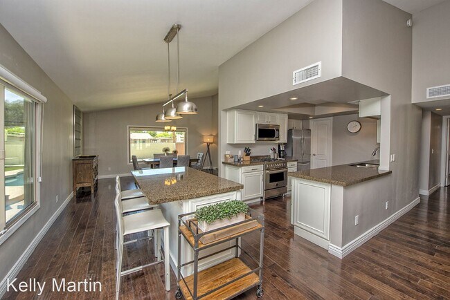 Foto del edificio - 3 br, 2 bath House - 7125 N Via De Amigos