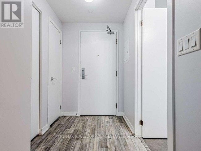 Building Photo - 69 Lynn Williams St