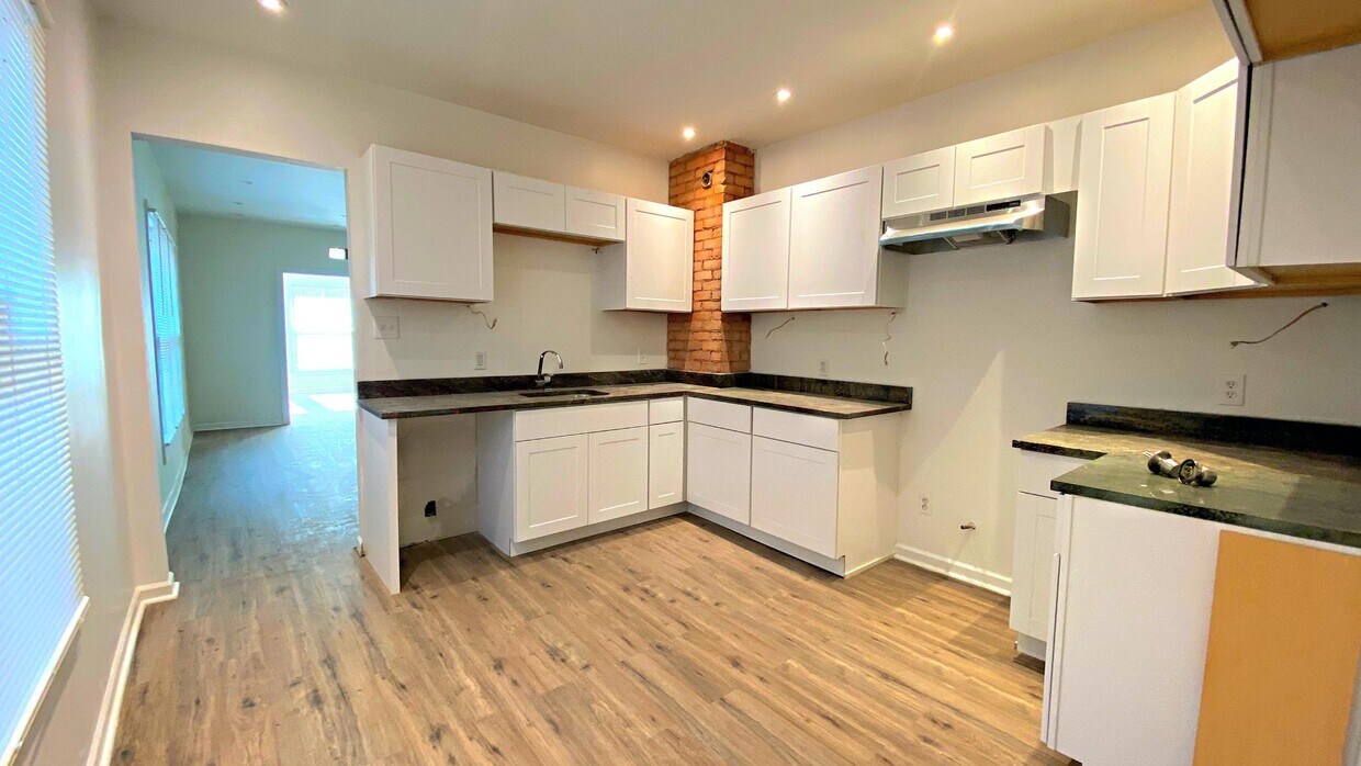 Foto principal - 746 Clairmount Ave