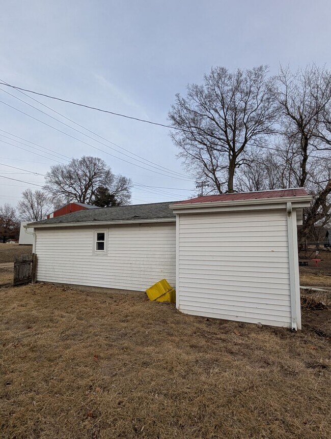 Foto del edificio - Affordable 2 Bedroom Single Family Home for Rent in Rock Falls Coming Soon!