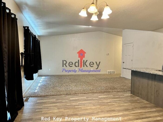 Building Photo - 789 Colony Dr