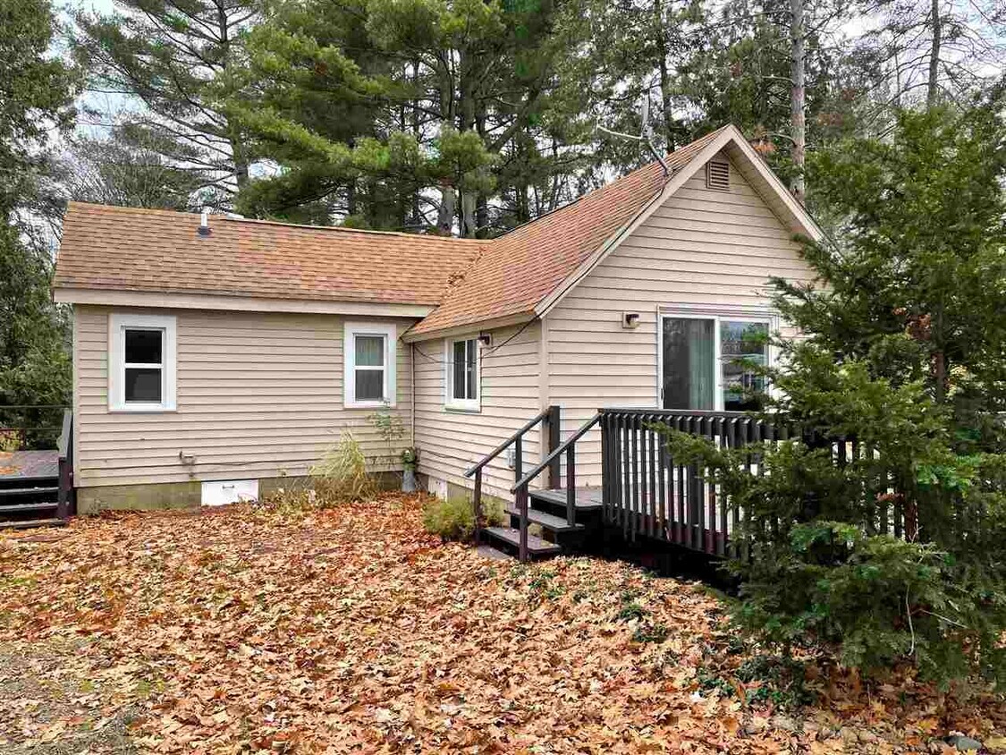 Primary Photo - 4327 N Eastman Rd