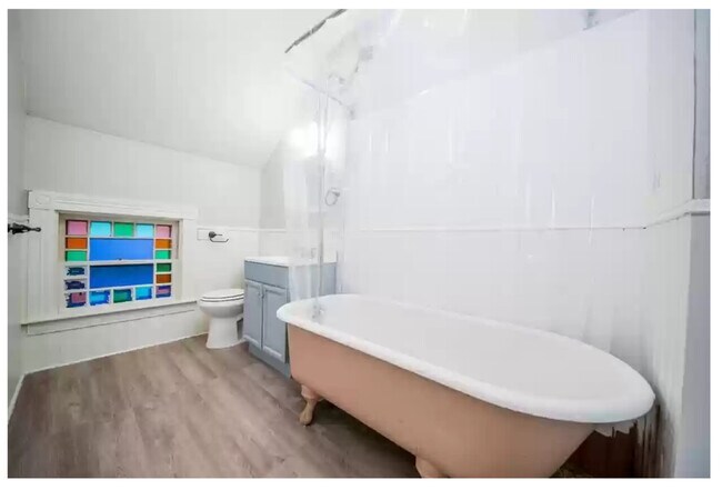 Foto del edificio - 128 Cambridge St