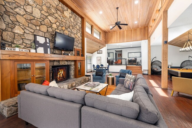 Photo - Sunstone Apartments