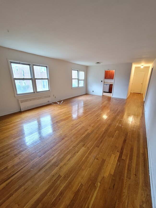 Living Room Reverse - 219 S Broadway