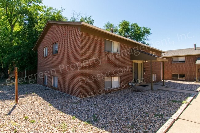 Foto del edificio - 923 James Ct