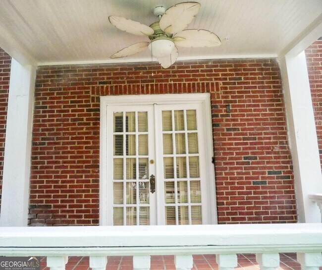 Foto del edificio - 825 North Avenue NE